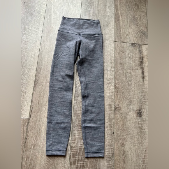 Lululemon Align Pant II 25" in Mini Heathered Herringbone Black White / Black - Picture 4 of 9